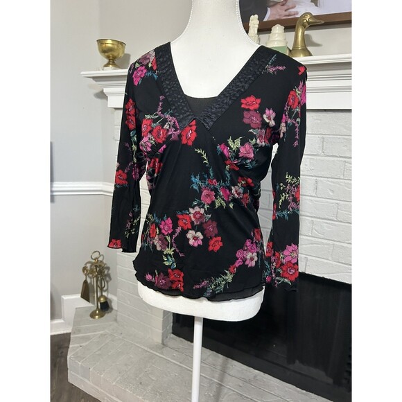 Vintage Y2K Large Old Navy Perfect Fit Floral Black/Pink/Red Ruffled Shirt - Picture 3 of 5